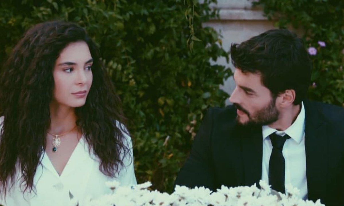 Bu fotoğraf beni mutlu ediyor 🕊 #hercai