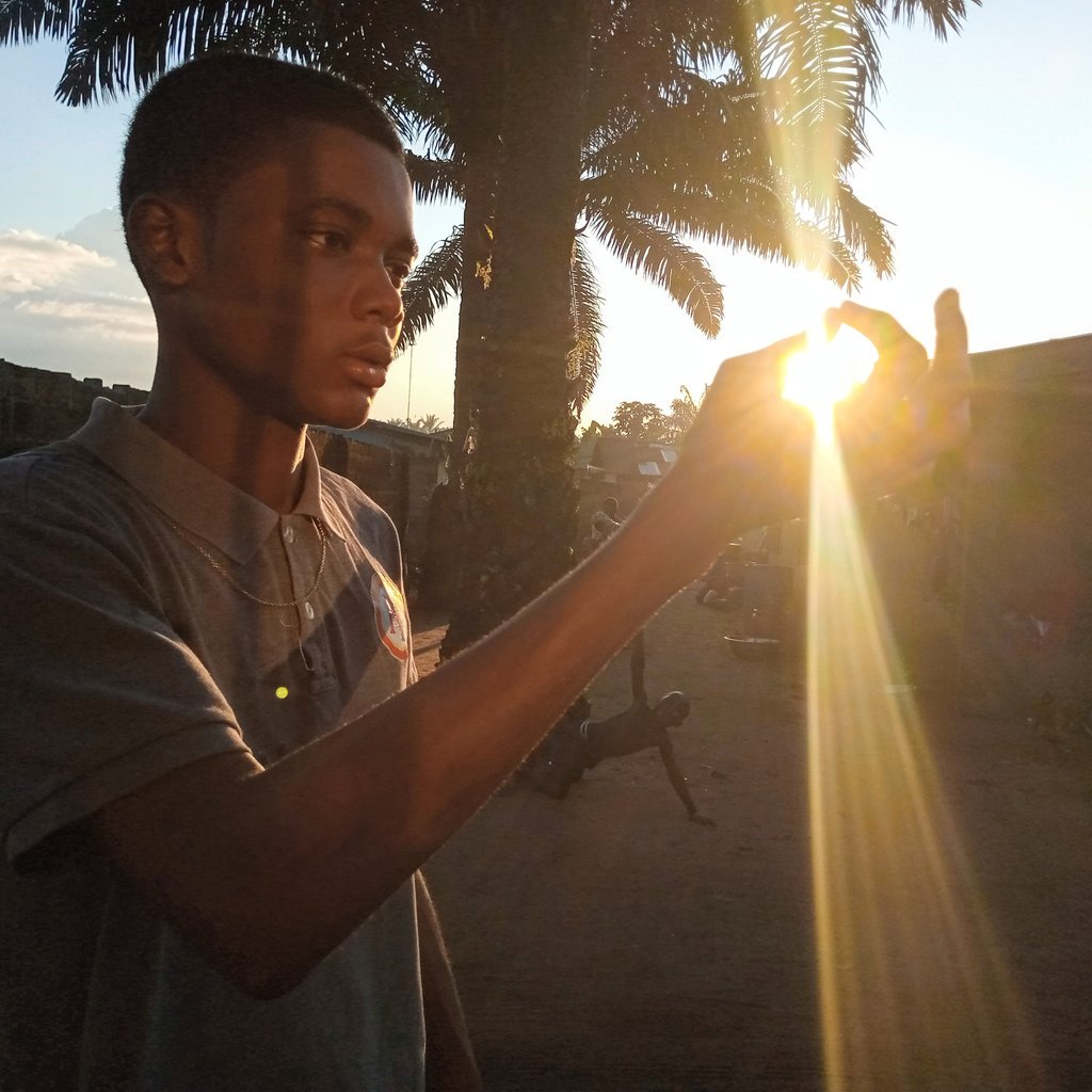 samoteli_'s tweet photo. Sunset ☀
#BBNaija #BBNaija19 #ThePamilerin #MercilessNation #SpencePorter #Somhaletradionalwedding #samoteli #SundayBrunch https://t.co/vtDPepfKxM