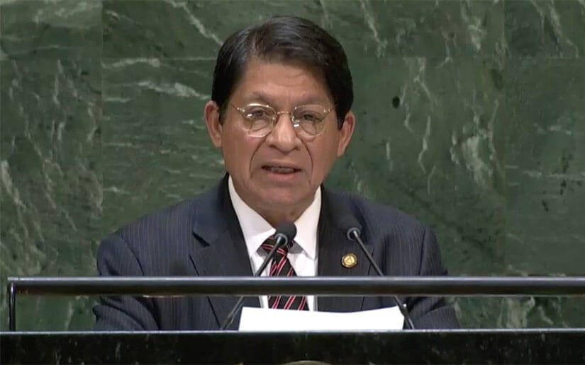 RanderPena's tweet photo. Agradecemos la solidaridad del pueblo de Nicaragua con Venezuela, manifestada por su Canciller, Cro. Denis Moncada en #AGNU, y acompañamos la demanda del cese de toda política injerencista que viola el Derecho Internacional y la autodeterminación de los pueblos. https://t.co/6LfQ6fKOQ1