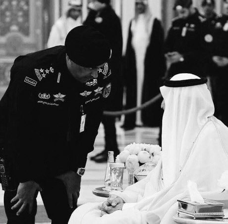 niu2__'s tweet photo. #حارس_الملك
#عبدالعزيز_الفغم

 ٢٩ سبتمبر ٢٠١٩ | بطل مُخلد 
وهذا قدر العظماء لا يموتون إلا بـ الخيانة ! 
إلى جنة الخلد أيّها المُخلص الأمين. https://t.co/NXY2iWSibL
