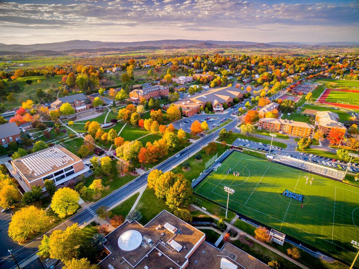 Cwebwebster's tweet photo. Proud to announce my verbal commitment to further my volleyball and educational career at EMU #goroyals🔵⚪️🦁 https://t.co/zm9Oiz0A0e