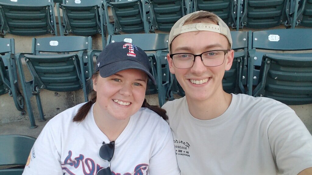 hannahbun20's tweet image. #myrangers been coming to the ballpark my whole life. Glad I got to be here tonight ❤️💙