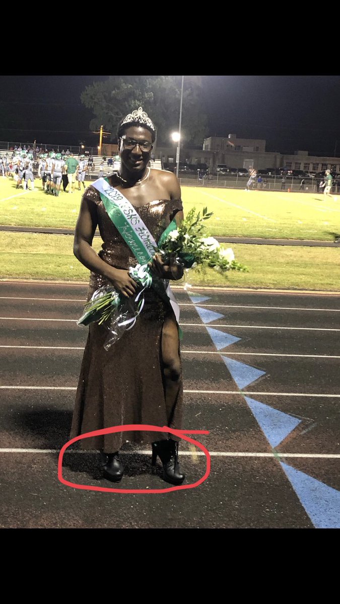 He got on the Leprechaun Where’s Me Gold 12s😂😂😂😂😂😂😂 #whitestationhighschool #memphistn #homecomingqueen #yesthatsadude #itsnotfair #robbedrealgirlsofthecrown #thisisaboveme #whywhywhy