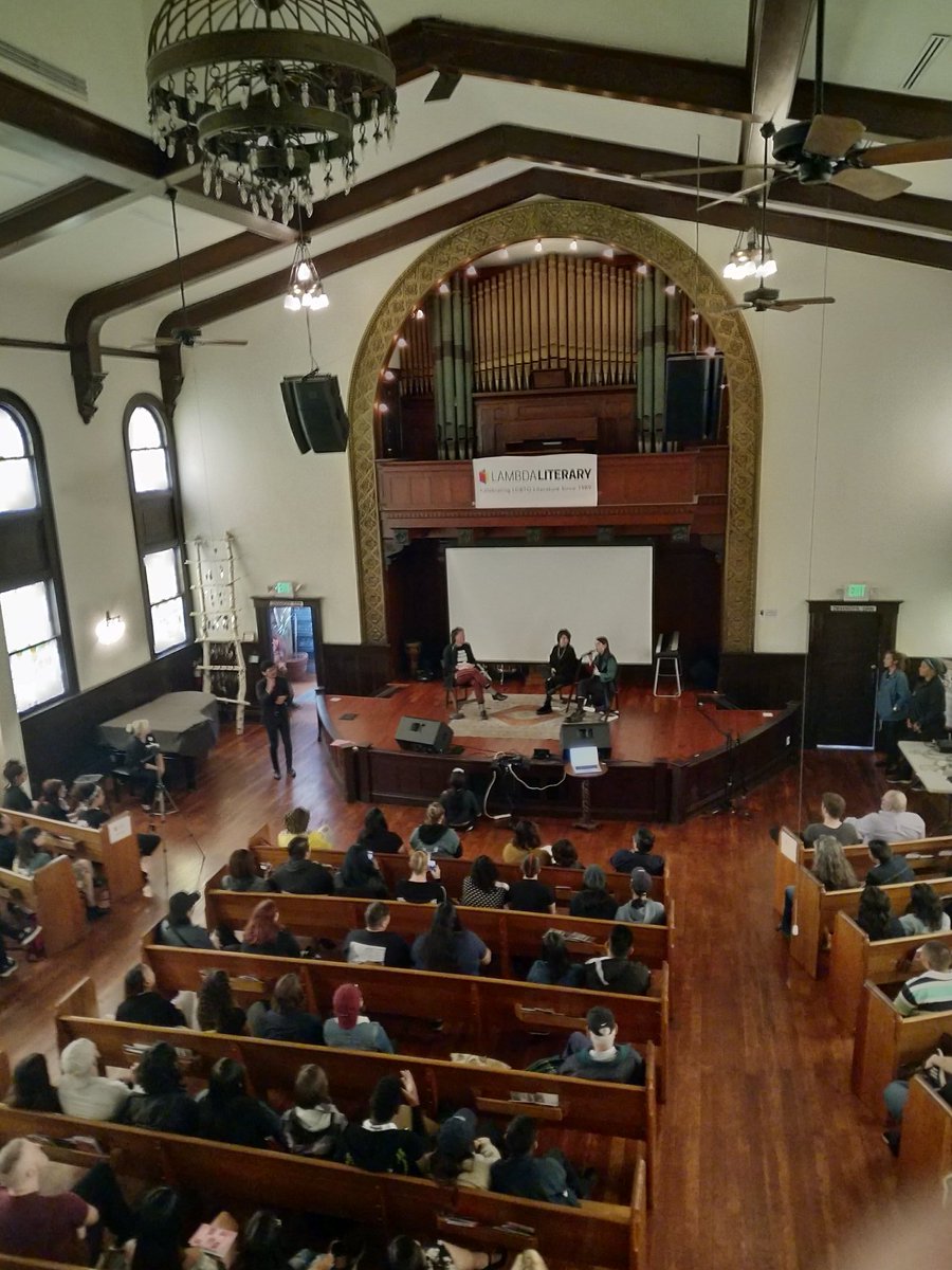 cblee_cblee's tweet image. &quot;I wanted to be gentler to my younger self, and honor those teenagers who are at that space now&quot; @teganandsara on adolescence and looking back @LambdaLiterary @LambdaLitFest #lambdalitfest2019 🌈🌈🌈