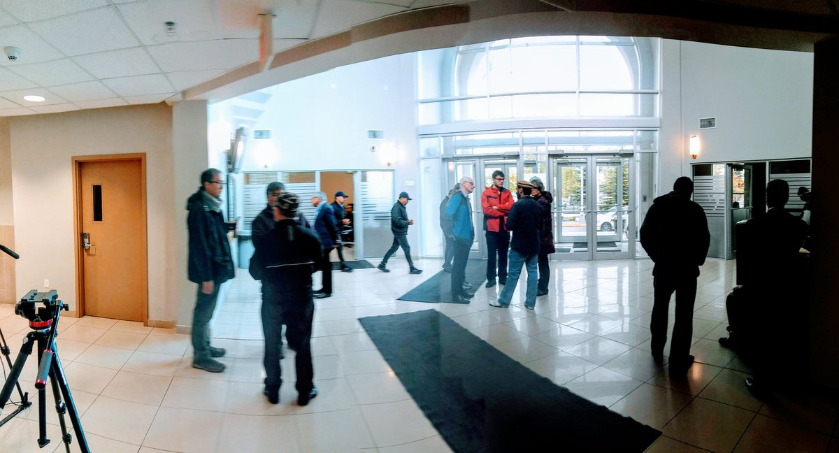 IslamCalgary's tweet photo. A steady flow of visitors exploring #Baitunnur, one of the architectural gem of #calgary. @doorsopenyyc is an ingenious initiative of @cityofcalgary to remove barriers and bring people closer.
#Ahmadiyya 
#doorsopenyyc
#SaturdayMotivation https://t.co/w5PHzrIb5b