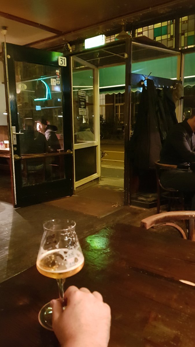 Gezellig weer,   #zaterdagavonddingen met buren in de #buurtkroeg Jan Primus #burendag