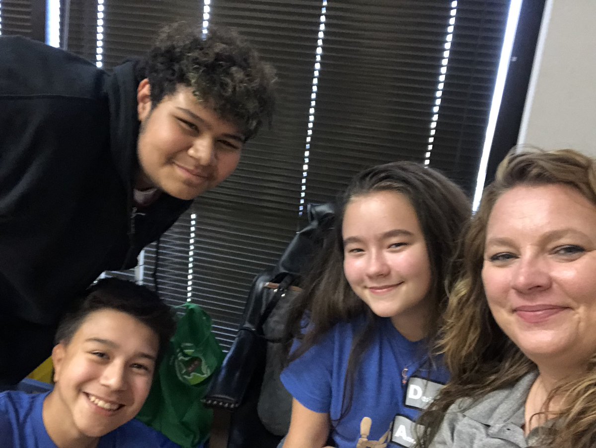 mrs_b_DATA's tweet photo. DATA + Youth Code Jam = FUN SATURDAY!! #DATAdoes #edwhitestory @dataedwhite  #DATAway #NEISDway @edwhiteneisd #YouthCodeJamRocks https://t.co/Rrkw7H97XT
