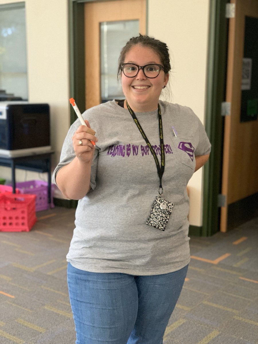 Ms_Johnson11's tweet photo. Students used the @Classkick app with our new @logitech crayons to complete a close reading assignment. PSโsurprised looking photo of me holding one because the previous 10 photos had my eyes shut. #reallifephotos #iPad #1to1 #logitechcrayons https://t.co/Vk0IoRhTc9