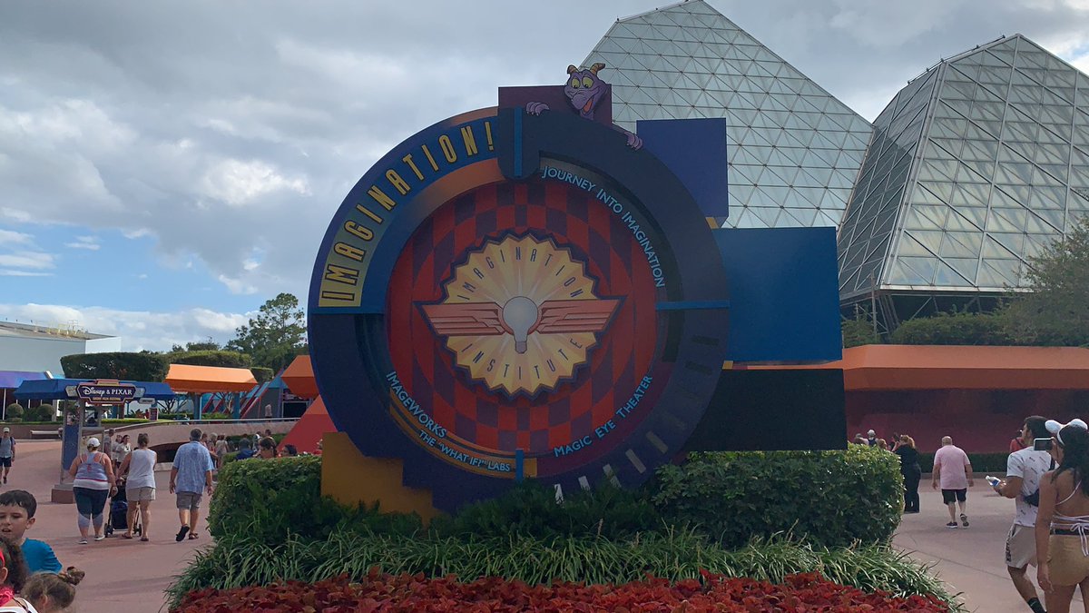 ThemePark_Nerdo's tweet photo. Someday, we’ll get Dreamfinder back and the pavilion will finally get the E-Ticket it deserves! #SaveFigment #MakeImaginationGreatAgain https://t.co/tXwyip7NHJ