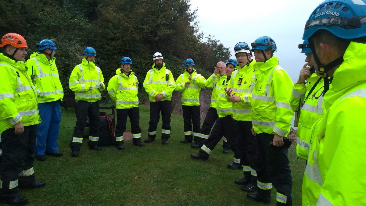 Team members from Berry Head, Torbay, Teignmouth, Bigbury, Dartmouth and Prawle CRT’s were L &amp; MPS training with our SCOO’s today. Training was interrupted to rescue a casualty who had fallen over a nearby cliff working with <a href="/RNLITorbay/">RNLI Torbay</a> and <a href="/swasFT/">South Western Ambulance Service</a>  Great teamwork from all!