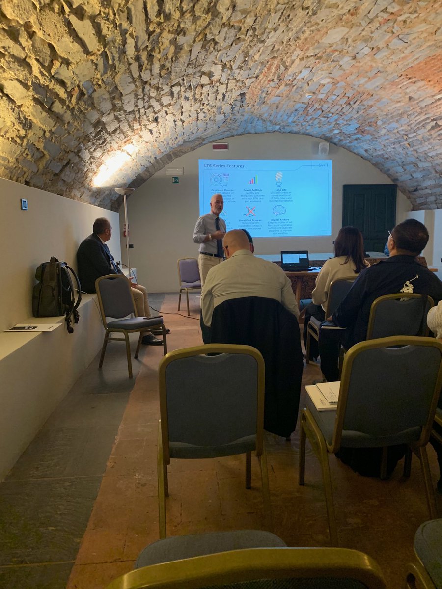 screen_tec's tweet photo. Saati UK Master Distributor Training Direct Laser Exposure System #screenprinting #printmaking  #screenmaking  #saatichem #saatimesh #stencilmaking https://t.co/eN96TfgtR6