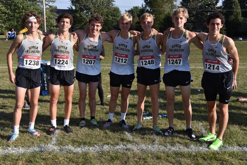 ScottMeyers1804's tweet photo. Your 2019 Olentangy Berlin Invite champions. @UAMensXC @UA_SpiritClub @UAHSAthletics https://t.co/2h7eJyU70A