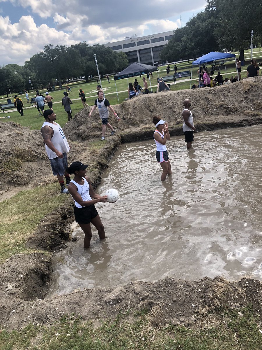 odslaa's tweet photo. Omega Delta Sigma In the house !!! We had so much fun at #unoswampball #unoproud #teamwork 💙💙 @ University of New Orleans https://t.co/UEDKGVs0RR
