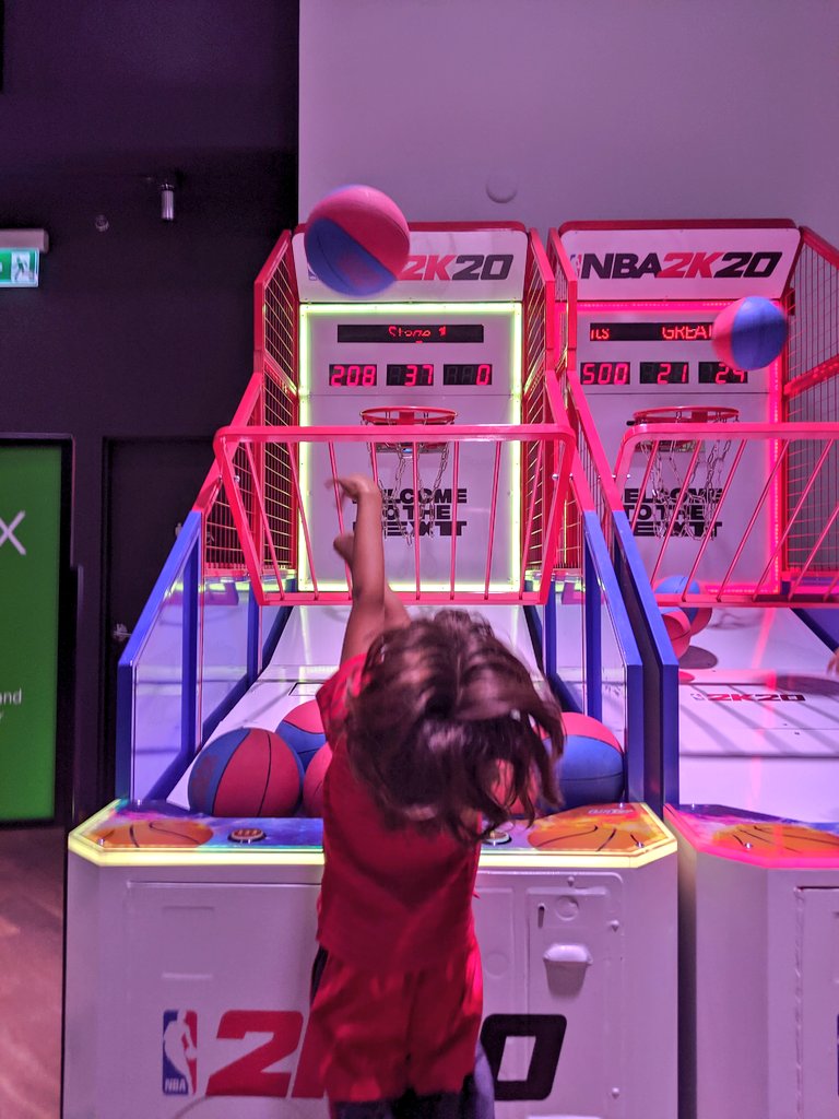 YashYanthi's tweet photo. Morning shenanigans with the @XboxCanada crew was a fun one! #Xbox_partner #xboxtogether https://t.co/gApwwSWdpB