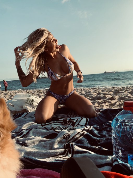 So incredibly grateful. The universe has been sending unbelievable blessings my way and I want to spread<a href="/tag/anal"class="tags"><span>#anal</span></a>