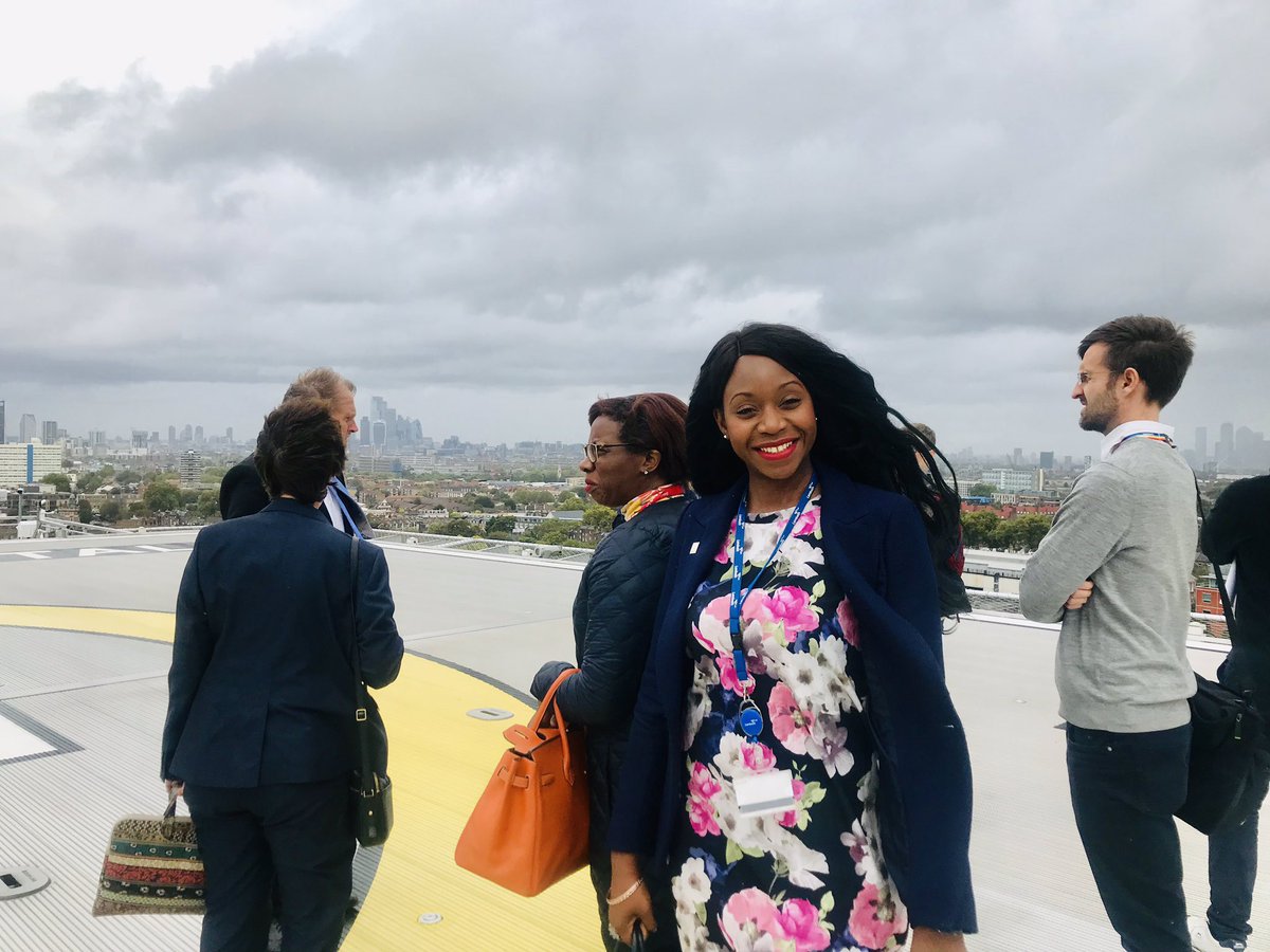 ManleyNanda's tweet photo. Really informative & eye opening visit to @KingsCollegeLon with Lambeth & Southwark Scrutiny Committee colleagues 🤓 Learnt many fascinating facts about the Childrens wards & even braved the heights on their helipad 👀💨🙈 Thank you all; we will return! #PositiveStepsForward 👌🏾 https://t.co/Nhtz55SNEP
