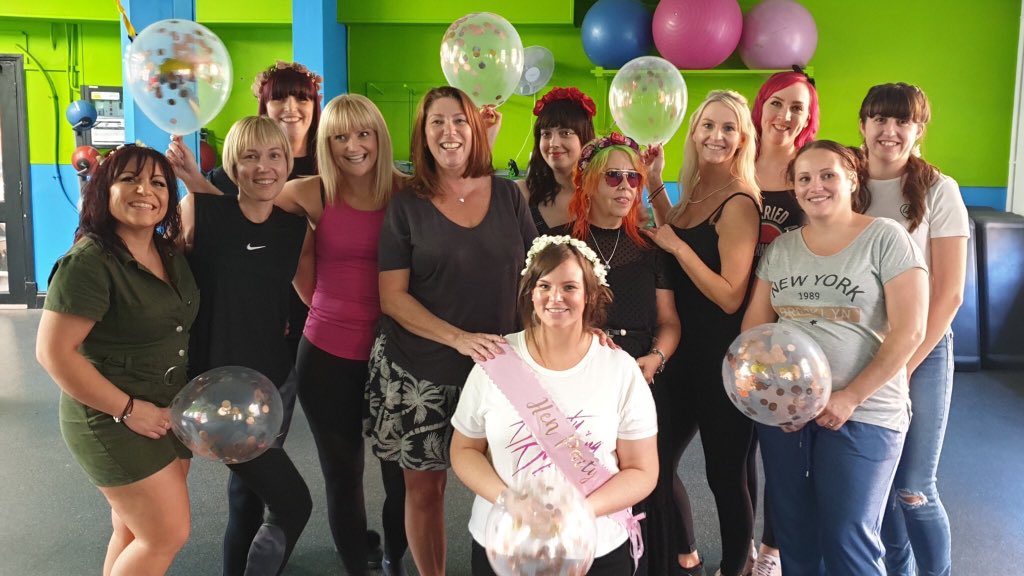 Amazing vibes this afternoon for Leanne's #dirtydancing #henparty in #York! Absolutely loved it! <a href="/CheerleadingCo/">Cheerleading Company</a> #CheerCohens #Henpartyideas #dance #hen #nobodyputsbabyinacorner #merengue #timeofmylife #kellermans #heybaby <a href="/EmilyCheerCo1/">EmilyCheerCo</a>