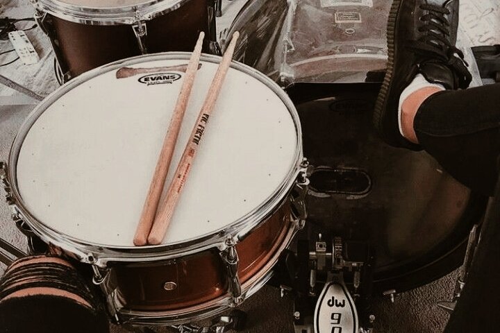 fleurjaes's tweet photo. ㅤ ㅤ 𝐡𝐞𝐲 𝐭𝐡𝐞𝐫𝐞, 𝐚𝐬𝐭𝐫𝐨𝐛𝐨𝐲.
              ☽ yujae au ☾

✰ onde yuta é o baterista de uma banda e ama deixar jaehyun, o estudante fofo de astronomia, envergonhado com suas cantadas e flertes baratos. ✰ https://t.co/vbrDVOSngE
