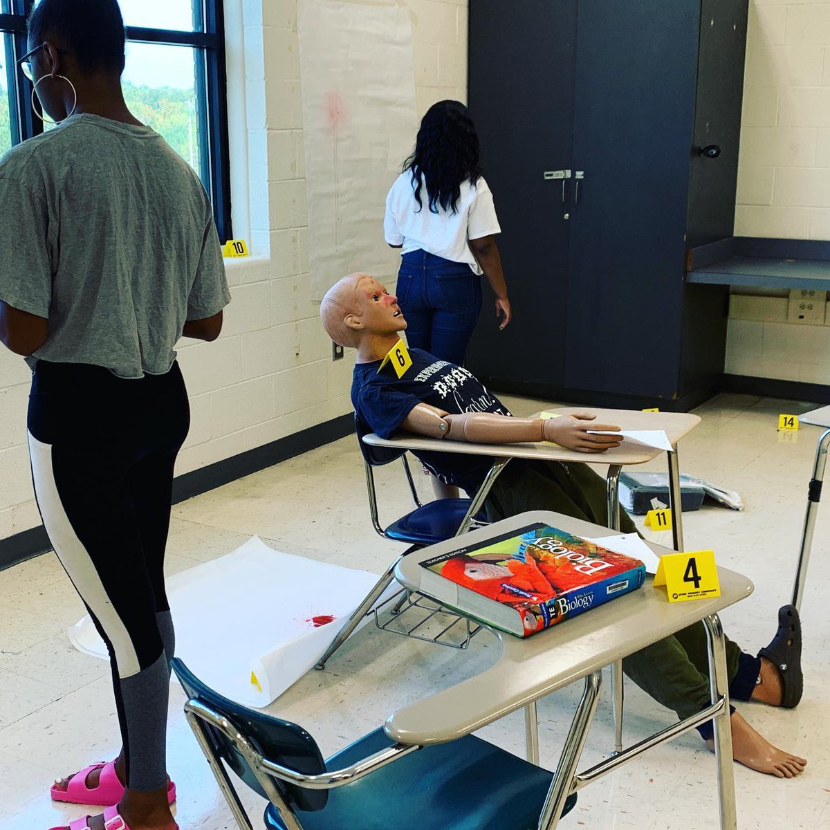 mrsV_df's tweet photo. Forensics is on the case! We started our “real” test scene this week🧐 #dfhspride #PrideIn5 https://t.co/TSTHuc9quC
