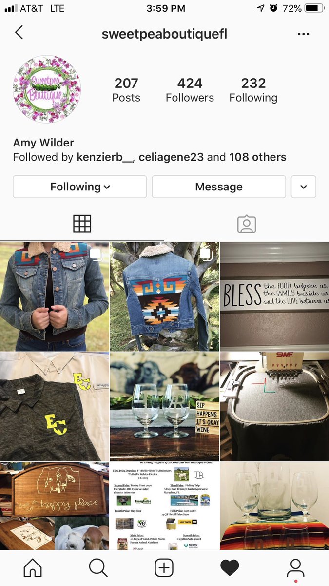 KaleyWilder's tweet photo. Go like my moms instagram page for all your creative needs! She’s started creating these beautiful jackets! This is just the first one of many to come! This is is FOR SALE! $100 fits like an XS or S https://t.co/Wm1EhhjPKy