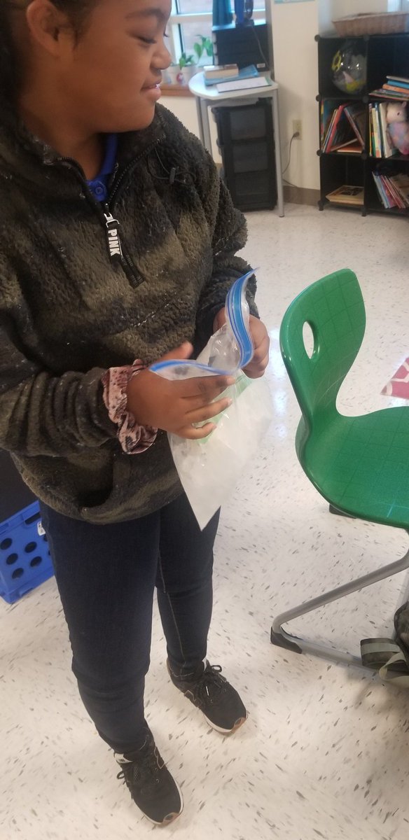 Ms. Amber Drake tweet media