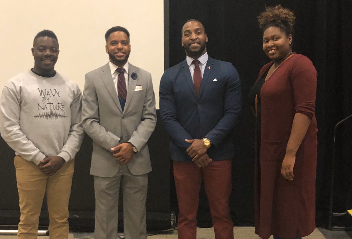 TheConscious__'s tweet photo. Thank you to the Ohio Library Council for the opportunity to share our mission and vision with the many literary change agents at #OLC19. 

We look forward to expanding and partnering with all public library systems in Ohio to #EndBookDeserts! https://t.co/xhMWeA6y0q