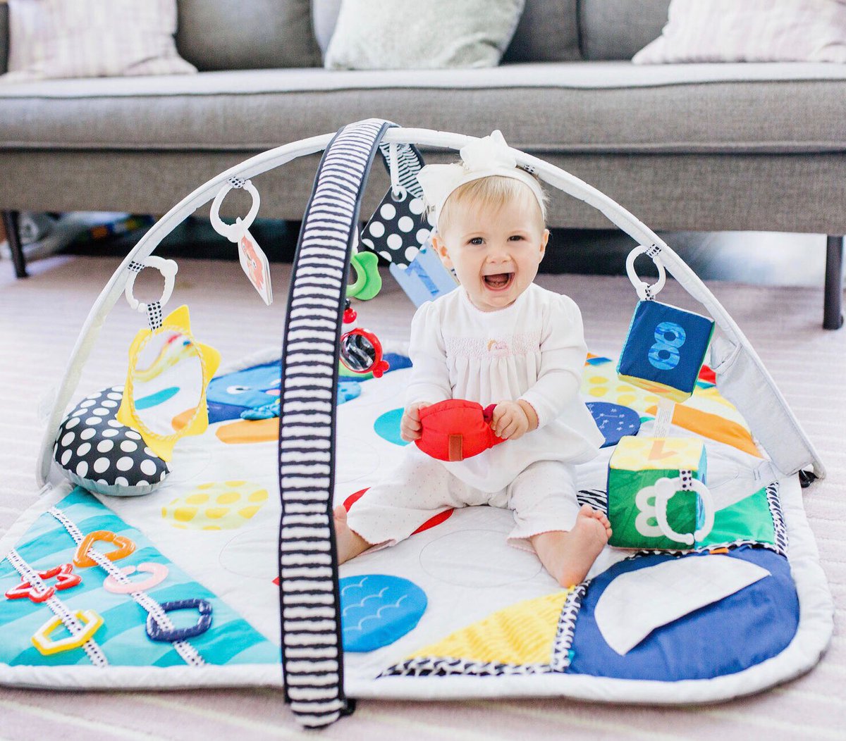 baby einstein sensory play space