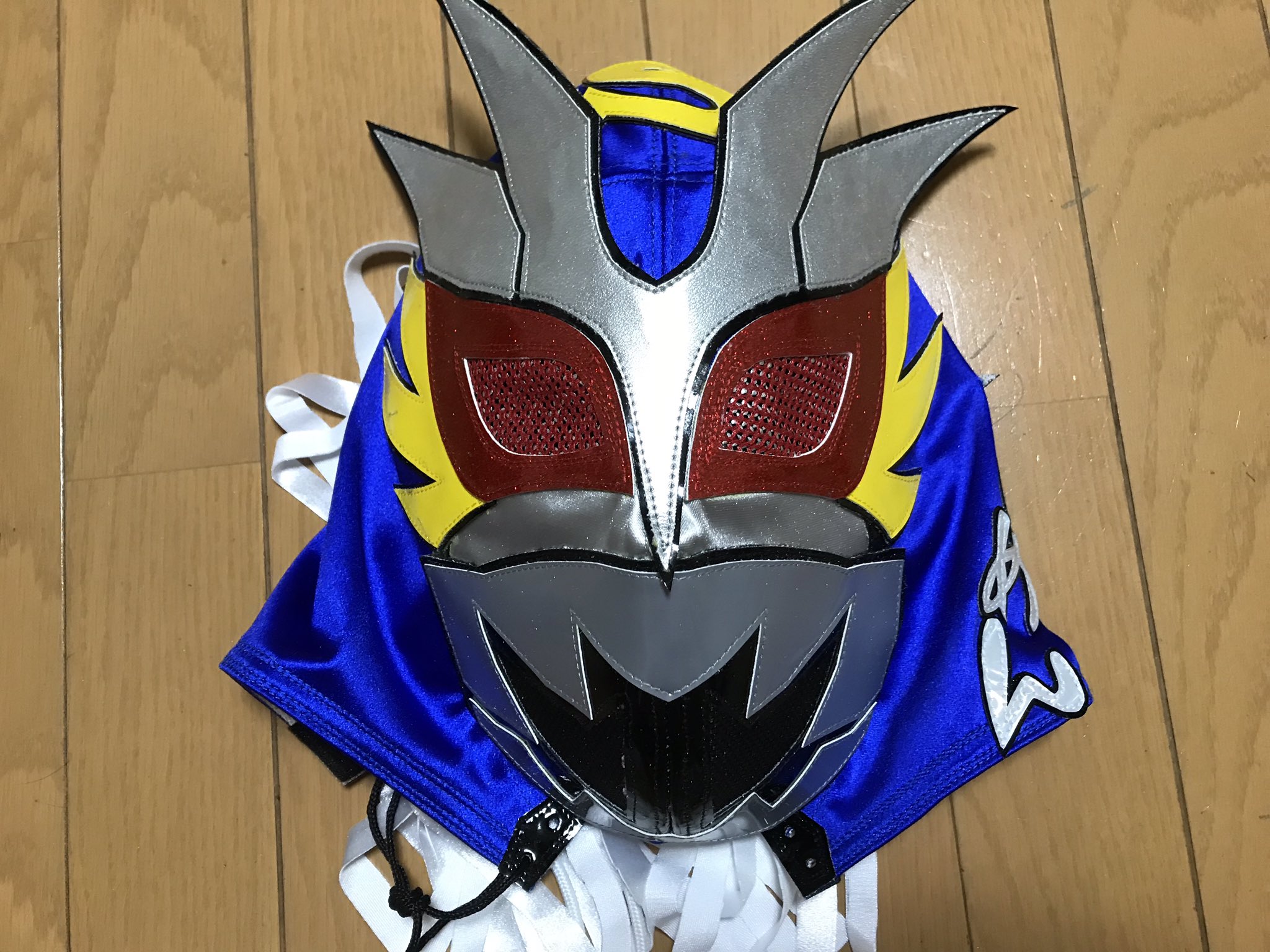تويتر エアロビ仮面 على تويتر １日１マスクの旅92 素麺ライダー エアロビ仮面製 試合の画像をtwitterで見た時 かっこいい このマスク欲しい という書き込みを目にしました サイドにクールな模様が欲しいですね 万葉プロレスさんは なかなかのエアロビ