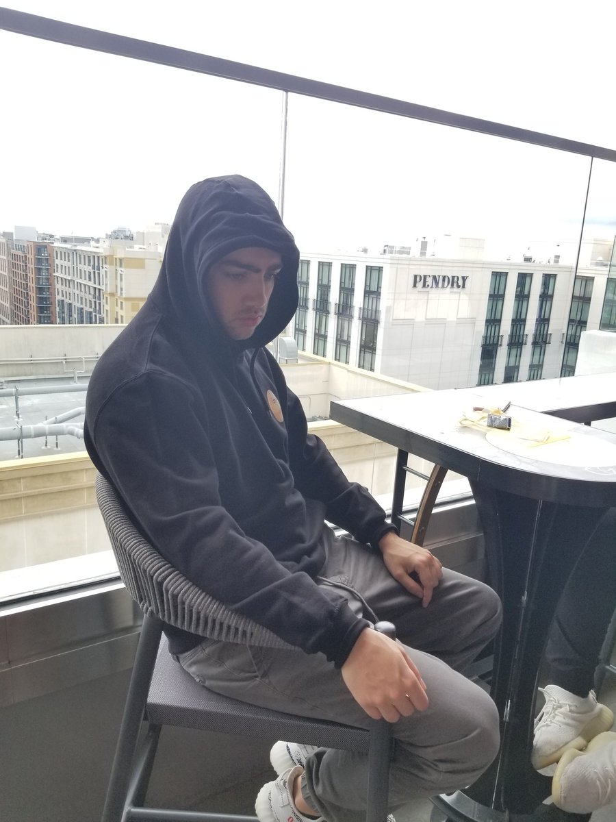 Mizkif tweet media