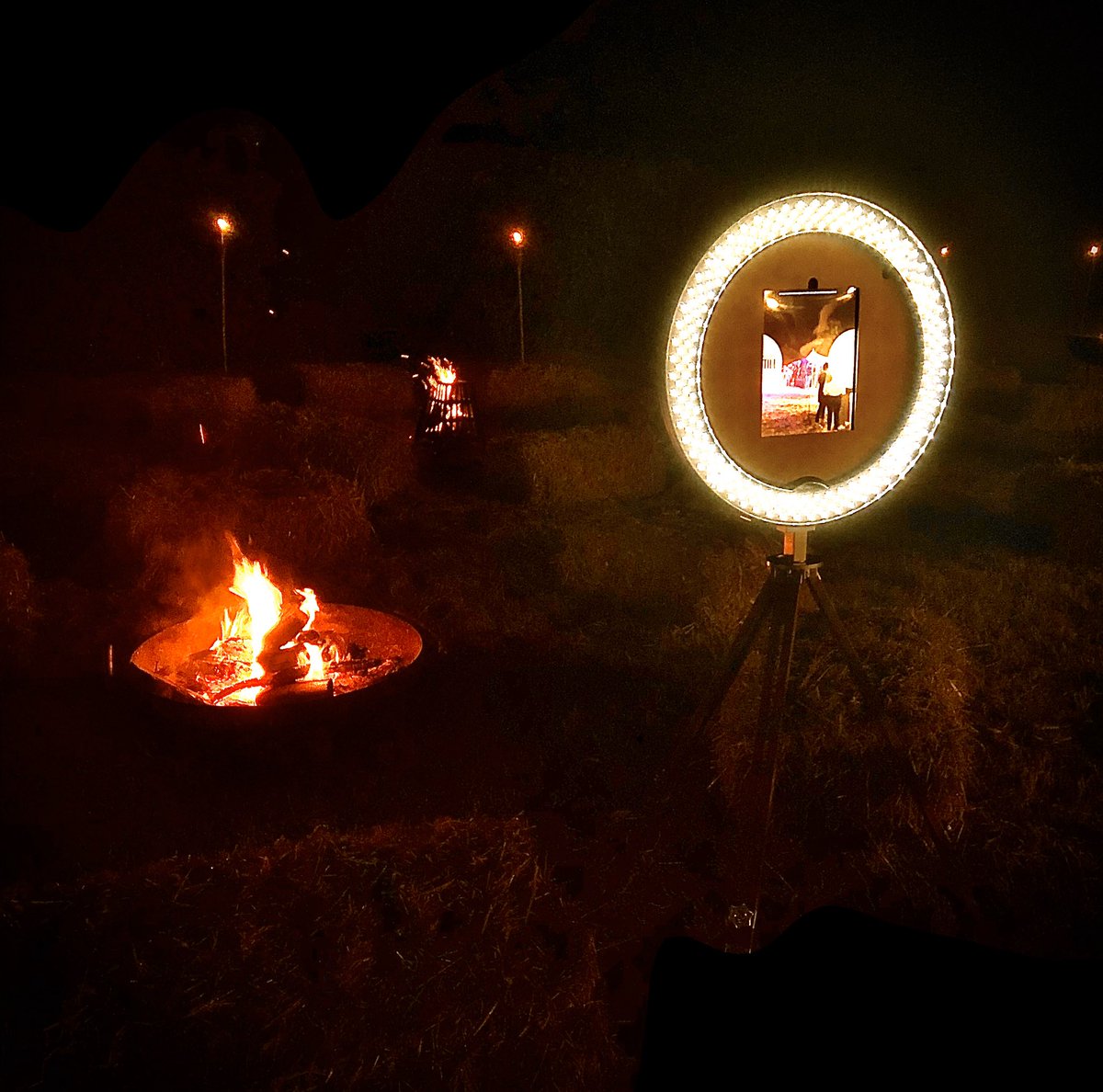 bpgevent's tweet image. Our GIF WOW Photo Booth has been entertaining the crowds at events all over #Surrey and #London since 2016. Have it at your party from £350.