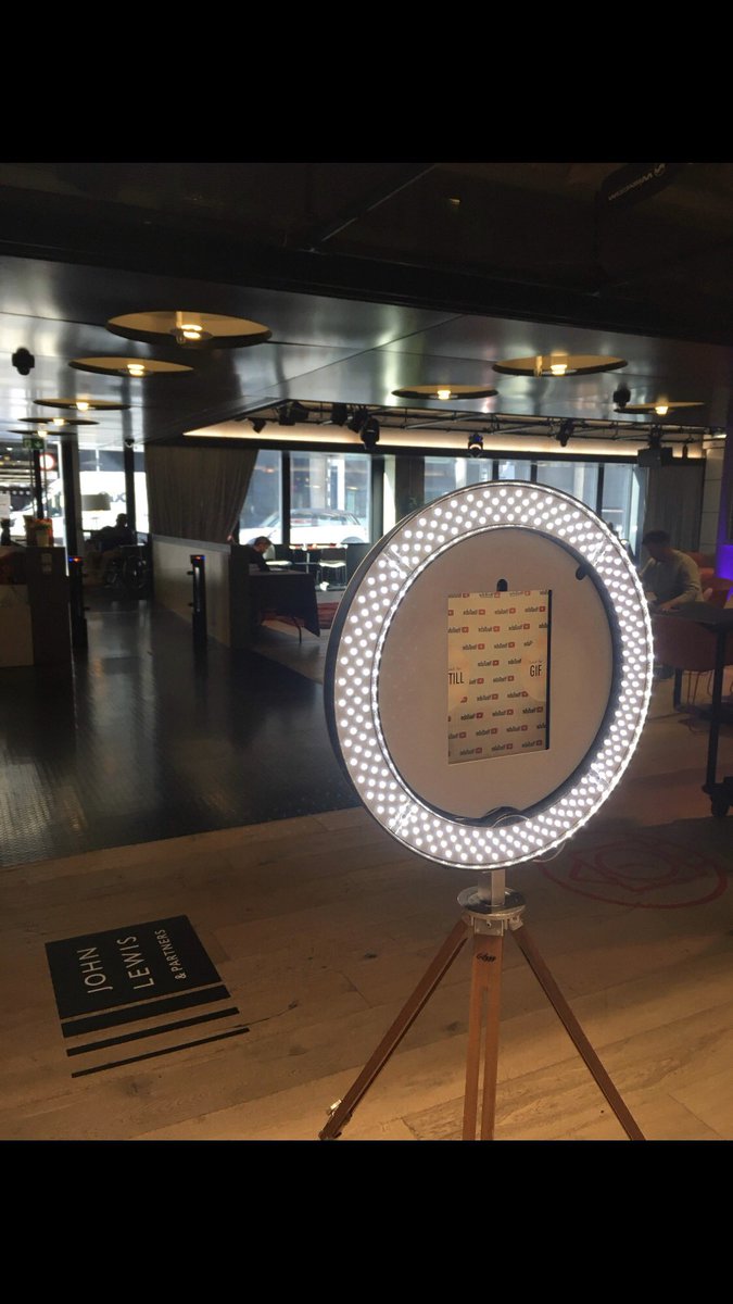 bpgevent's tweet image. Our GIF WOW Photo Booth has been entertaining the crowds at events all over #Surrey and #London since 2016. Have it at your party from £350.