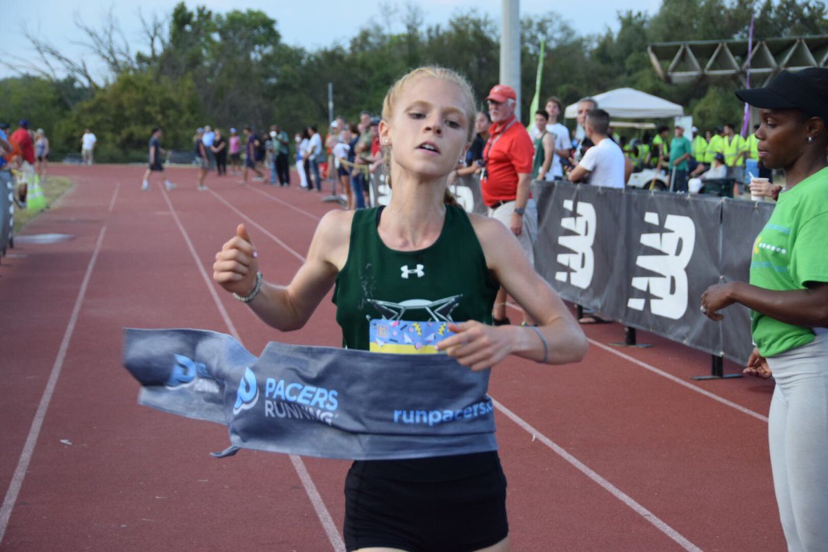 RunWashington's tweet photo. #DCXCInvite senior girls 
1.Jenna Goldberg Walter Johnson 18:05
2.Alli Boehm Episcopal 19:05
3.Sophie Tedesco Marshall 19:27
#DCXC @runpacers https://t.co/tASEe52j6u