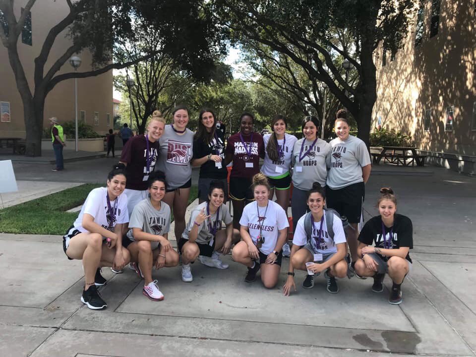 TAMIU men’s and women’s 🏀 participated in the Walk to End Alzheimer's. The annual walk helps raise funds to further the care, support, and research of the Alzheimer's Association #DustEm 🤘