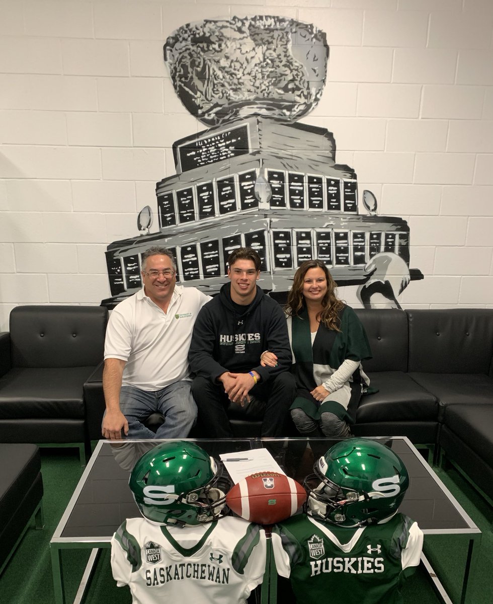 skhuskies's tweet image. Huskie Football is excited to announce the signing of LB Jayden Engel!! Welcome to the Huskie family.