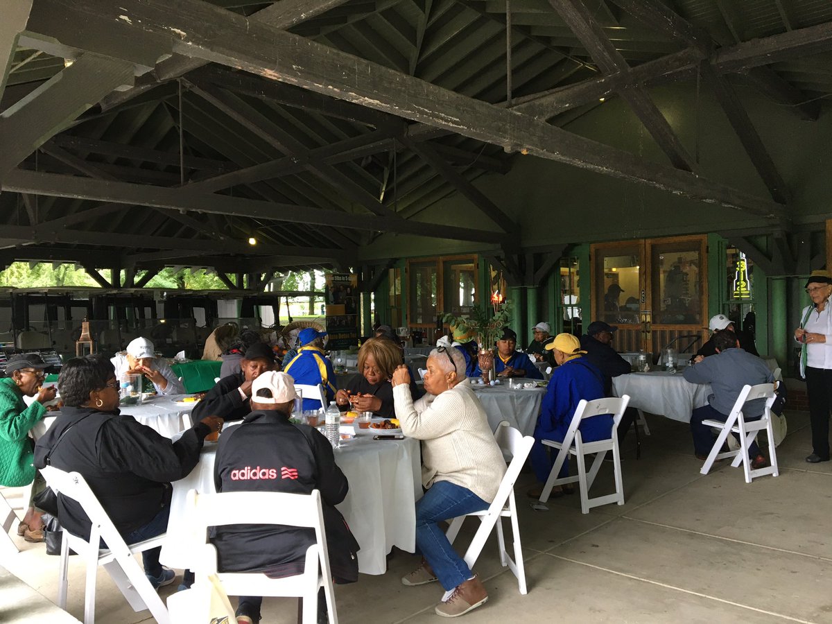 Rain didn’t stop the fellowship and spirited gathering at the @JPGACHI Invitational. Thanks to these hearty advocates for improved golf facilities and activities on the South Side!