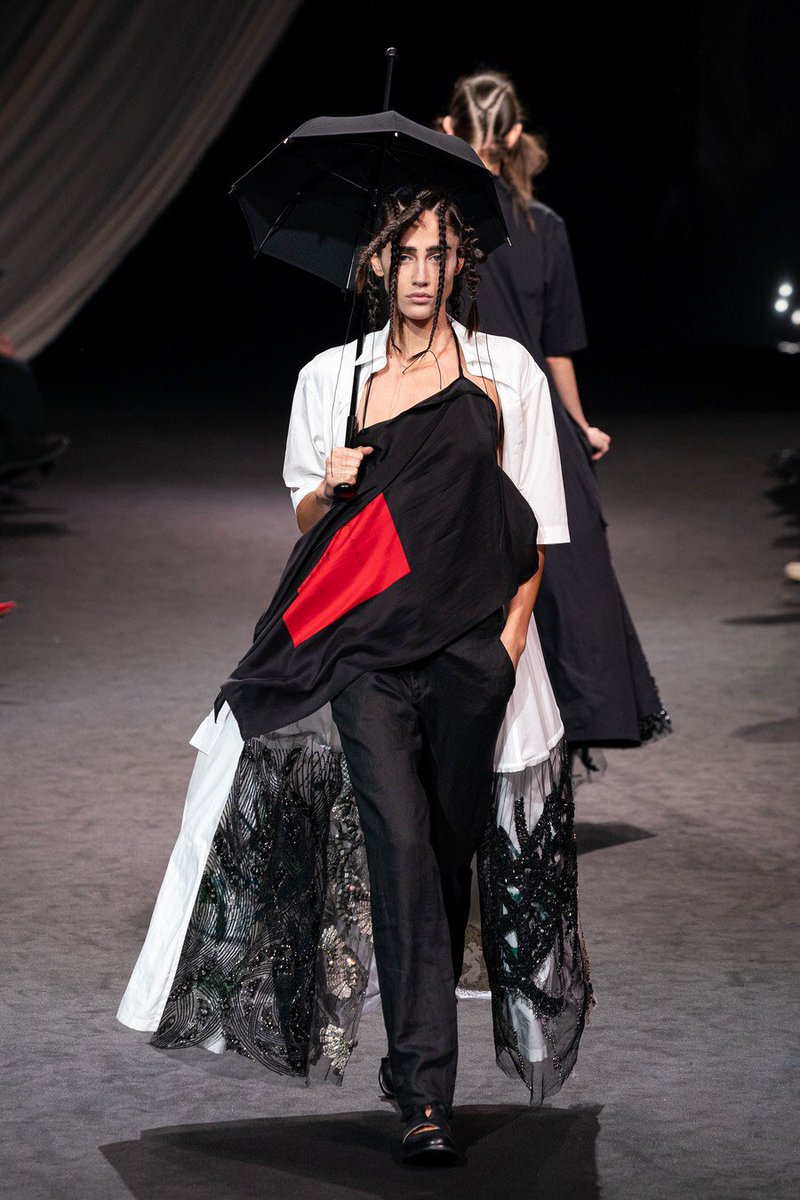yohji yamamoto 朝倉優佳 ニュースペーパージャケット