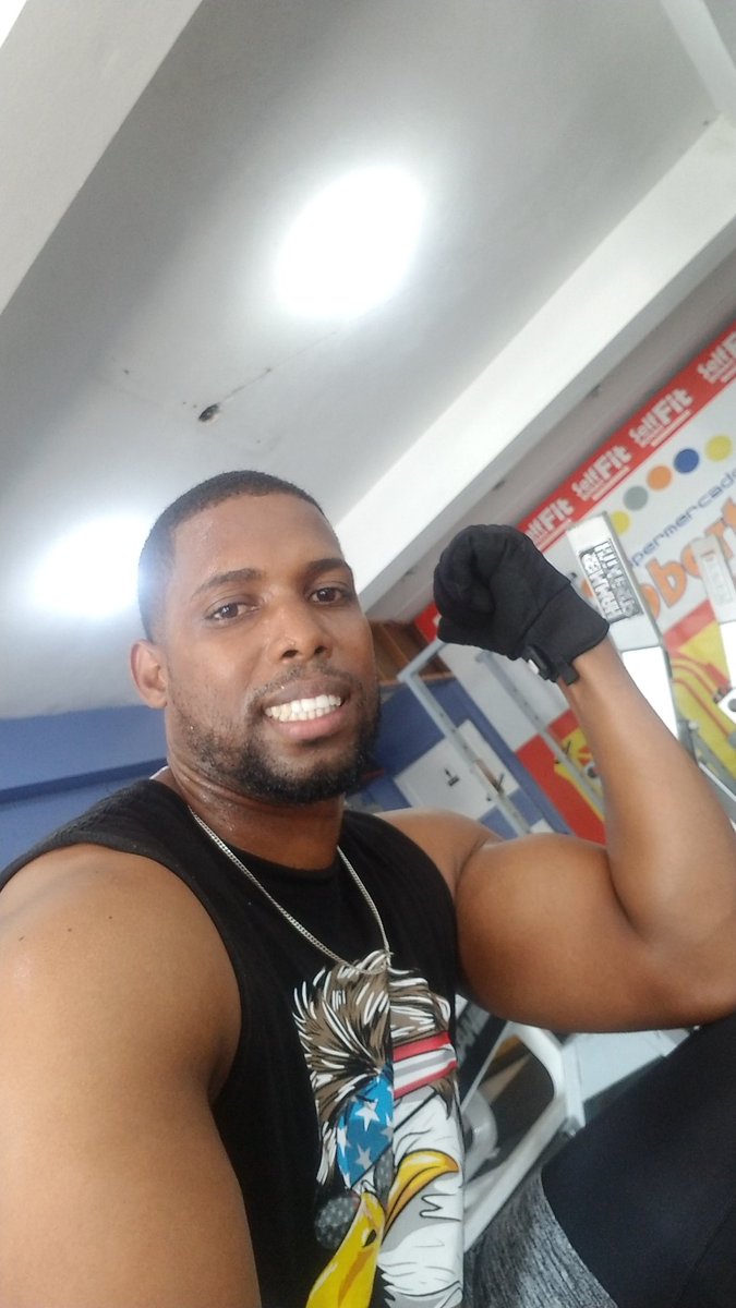 andyfitness's tweet photo. #ANDYFITNESS #ENTRENADORFISICO #PERSONALTRAINER #MEJORANDOTUSALUD https://t.co/pA17LiHHQB