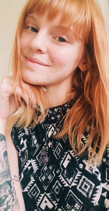 Hi heres a cutie and a booty. Have a good weekend x   Book me via email in bio https://t.co/ps3BBVd5<a href="/tag/mvsales"class="tags"><span>#mvsales</span></a>