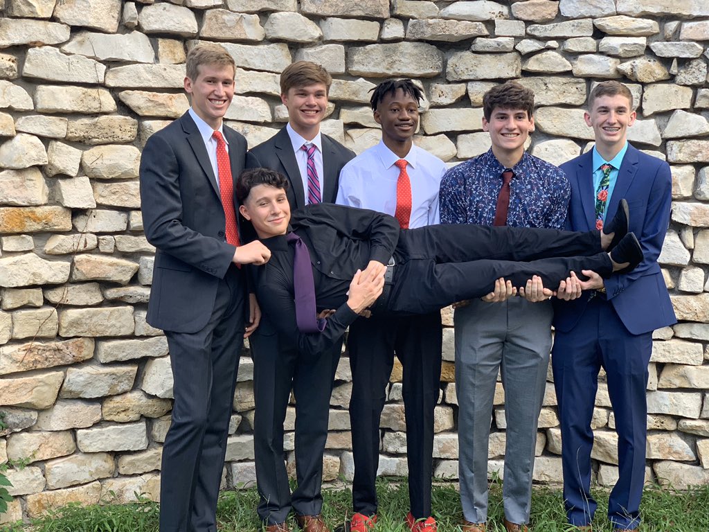 ElGueey's tweet photo. Check out these dapper young fellas! #HOCO2019 #Family https://t.co/wjiHyWljmJ