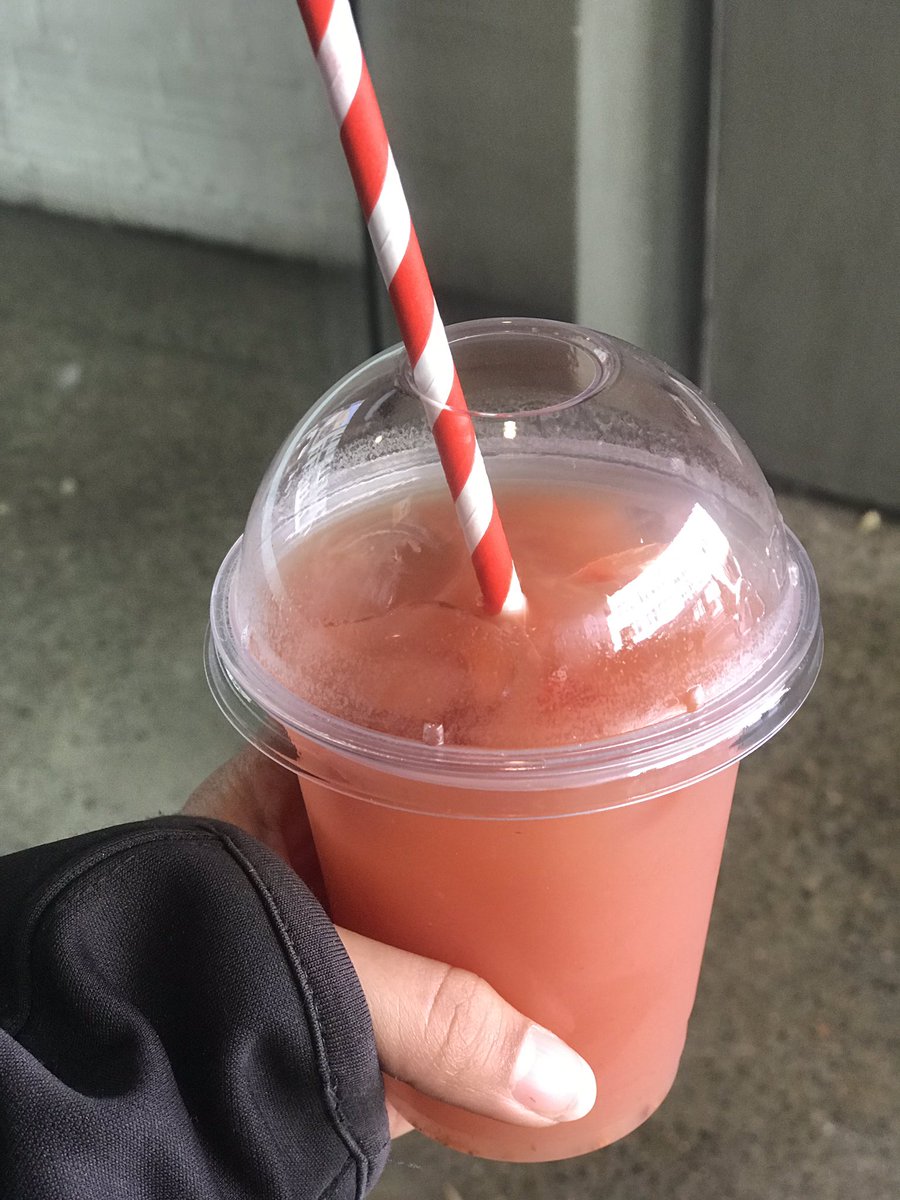 Discoveriya's tweet photo. @garyvee Watermelon Pomegranate cold pressed #OzSpring https://t.co/LIYs5vv4Nu