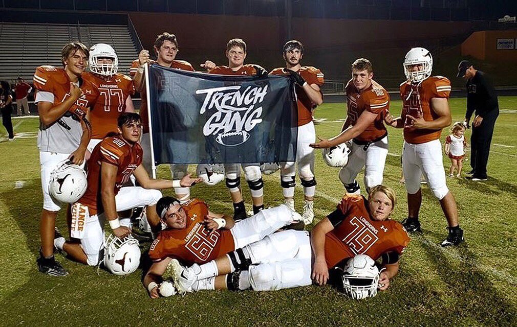 linemanissues's tweet image. Trench Gang ftw.