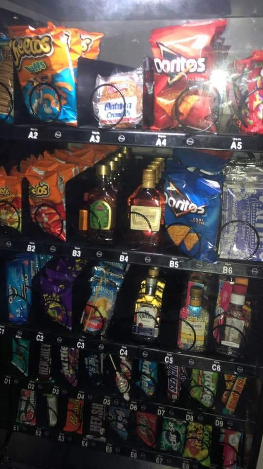 HeerHelen's tweet image. Needs this kinda vending machine