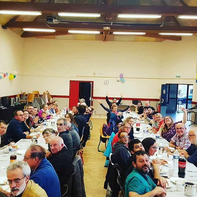 LaFabriqueRafCo's tweet image. Les bénévoles du #FestiLab sont parés pour la 2eme journée de l&apos;événement !
A demain 👋 instagram.com/p/B2-I_27ow2I/