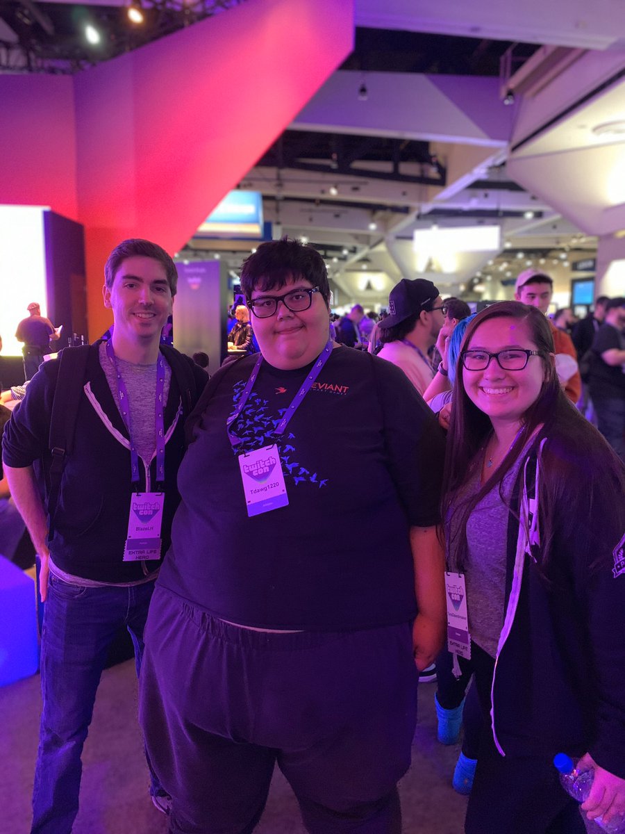 Tdawgg1220's tweet image. The Meow Master, @TaraDawnbreaker! 🐱, The man, the Myth, The Legend @BlazeLH! 💀 and Myself! 🐶 These are some of the most down to earth, loving, caring individuals you will ever meet! They are not fake. Thank you for making my day a lot better! Love y’all. 💜 #TCCU #twitchcon19