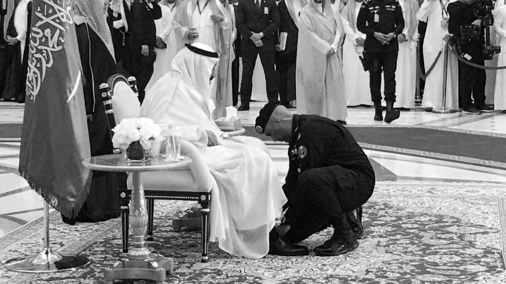 mohammedalsaud's tweet image. انا لله وانا اليه راجعون .. اسأل ان يسكن روحك الجنة وان يجازيك على وفاءك واخلاصك وامانتك ..

#عبدالعزيز_الفغم