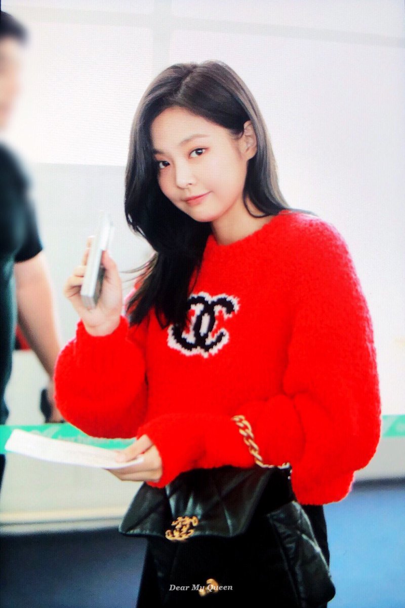 kimjennie116's tweet photo. 190929 ICN #블랙핑크 #제니 #BLACKPINK #JENNIE
✈️♥️ https://t.co/ocLV0gAohT