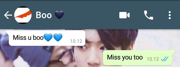 Iyah lagi Bucin emng 😂