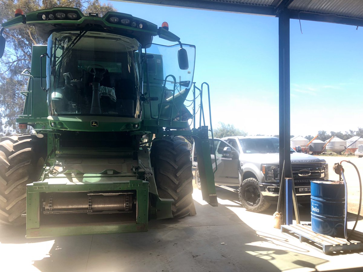 If any farmers are having dramas with your machinery, aren’t sure about or satisfied with the service your getting or just want a second opinion feel free to contact Midwest Onsite Mechanical #DieselMechanic #JohnDeere #NewHolland #Case #farmersfirst
