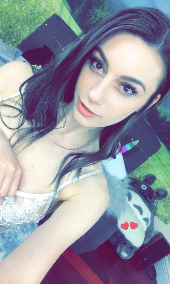 annbubblex's tweet photo. Wanna be my playmate tonight? HMU! Follow LIKE and RT for a nude 😘 #follow4follow #nsfw #adult #nudes #pics #video #sessions #sext #findom #cumslut #sex #porn #sexy #horny #paypalwhore #snapchatslut #cumwhore #ass #tits #boobs #naked #anal #booty #sugardaddy #paypig #sugarbaby https://t.co/Kzno2kNIaw