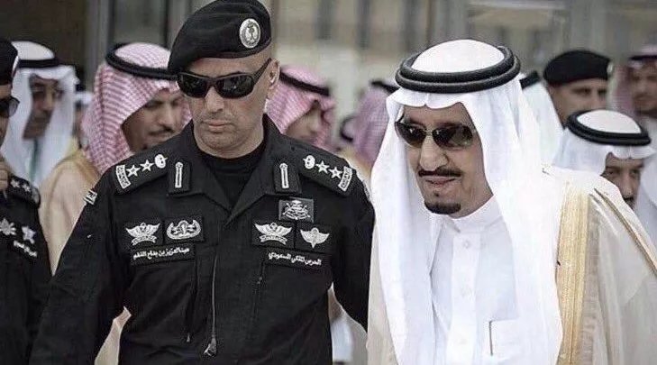 s467128s's tweet photo. خبر مفجع للآسف رحمة الله عليك يا عبد العزيز ..

فيديو الاغتيال داخل الحساب : 👈 @VIOLETAOROZCO99

التفاصيل كاملة داخل الحساب  : 👈 @VIOLETAOROZCO99

#عبًدالعزيٌز_الفغًم https://t.co/wSbJWeku8a